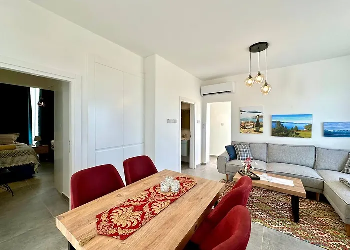 Апартаменты Dejablue Phase 2, Block T2, Unit 3 *